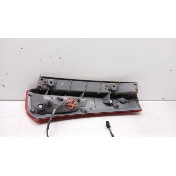 Recambio de piloto trasero izquierdo para kia cee´d sw (ed) 1.6 referencia OEM IAM 924031h3  