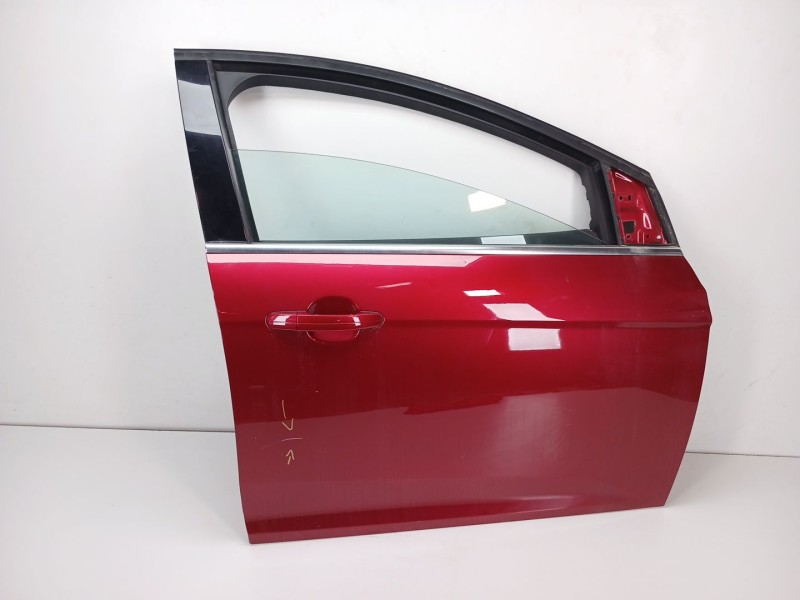 Recambio de puerta delantera derecha para ford focus iii 2.0 tdci referencia OEM IAM 2147844  