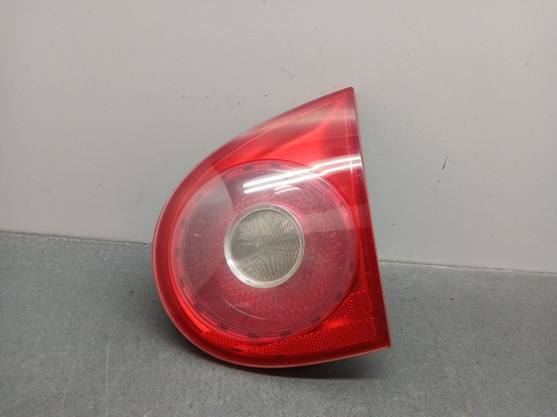 Recambio de piloto trasero derecho interior para volkswagen golf v (1k1) 1.9 tdi referencia OEM IAM 1k6945094g 89032905 