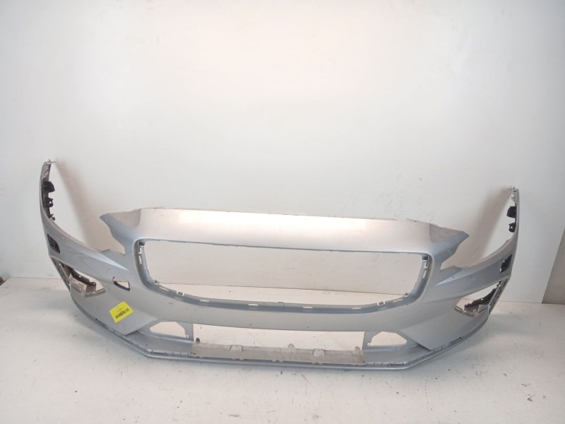 Recambio de paragolpes delantero para volvo s60 ii (134) d2 referencia OEM IAM 31690530  