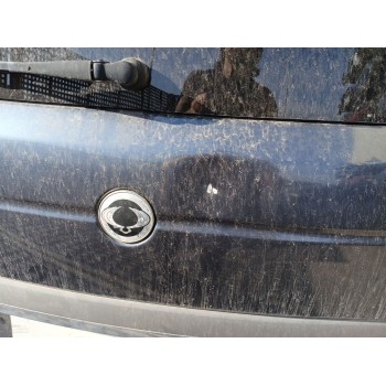 Recambio de porton trasero para ssangyong rodius i 2.7 xdi referencia OEM IAM 6401121101  