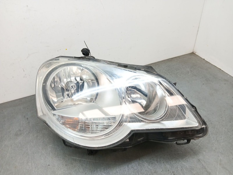 Recambio de faro derecho para volkswagen polo iv (9n_, 9a_) 1.4 tdi referencia OEM IAM 6Q1941008AT  