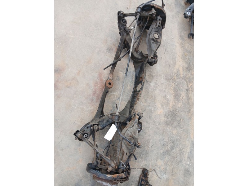 Recambio de puente trasero para ssangyong rodius i 2.7 xdi referencia OEM IAM 1513500008  