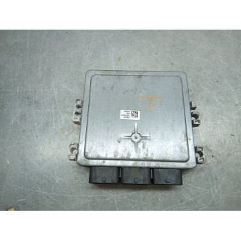 Recambio de centralita motor uce para ford focus iii turnier 1.6 tdci referencia OEM IAM BV6112A650ME  
