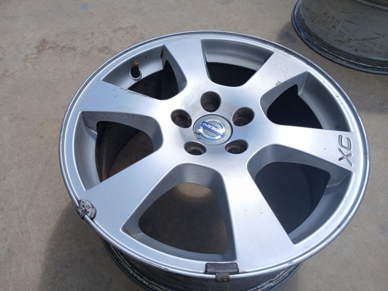 Recambio de llanta para volvo xc60 i suv (156) d3 / d4 referencia OEM IAM 30671480  17PULGADAS