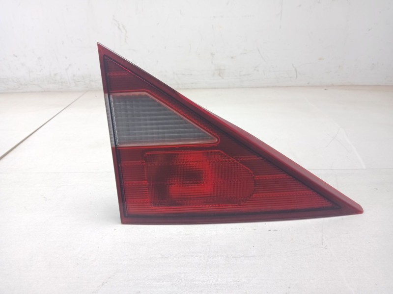 Recambio de piloto trasero izquierdo interior para ssangyong rodius i 2.7 xdi referencia OEM IAM   