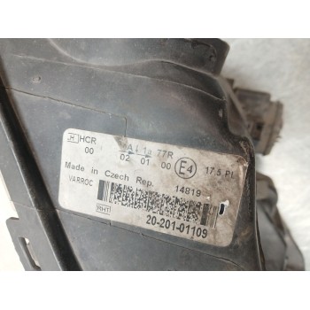 Recambio de faro izquierdo para ford focus iii turnier 1.6 tdci referencia OEM IAM 2020101109  