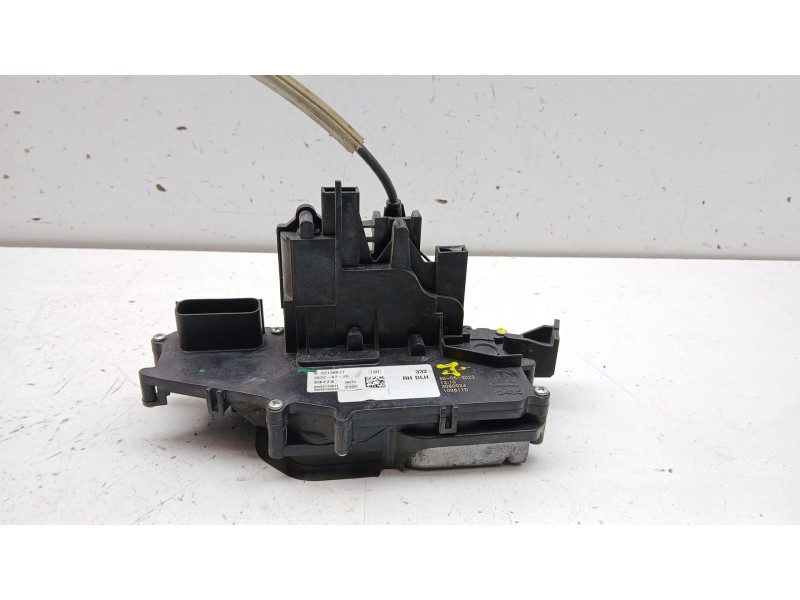 Recambio de cerradura puerta delantera derecha para fiat 500e (332_) elektro 3+1 (fa1) referencia OEM IAM 0000052138077 52179871