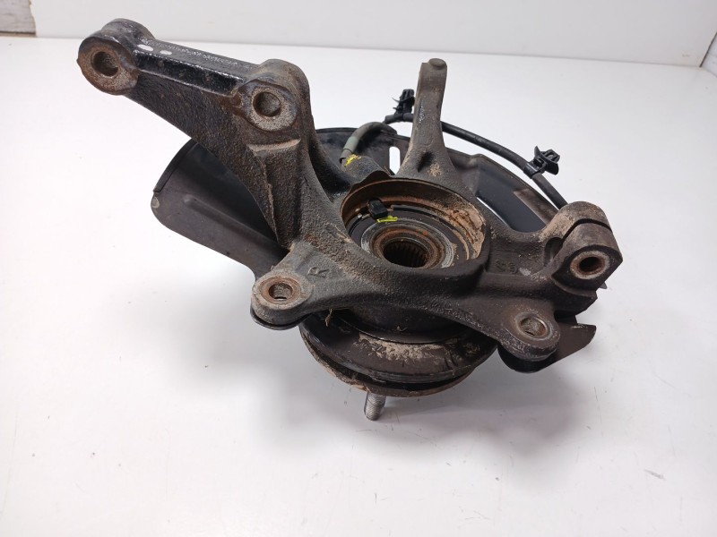 Recambio de mangueta delantera derecha para kia stonic (yb) 1.2 cvvt referencia OEM IAM 51701H8550  