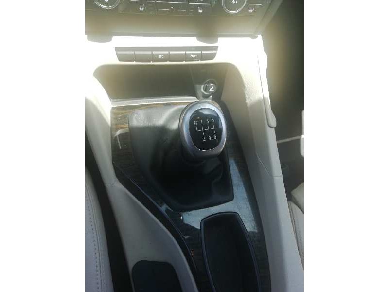 Recambio de palanca cambio para bmw x1 (e84) sdrive 20d referencia OEM IAM  6V 