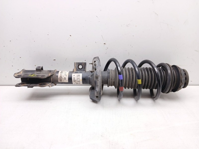 Recambio de amortiguador delantero derecho para kia stonic (yb) 1.2 cvvt referencia OEM IAM 54660H8600  
