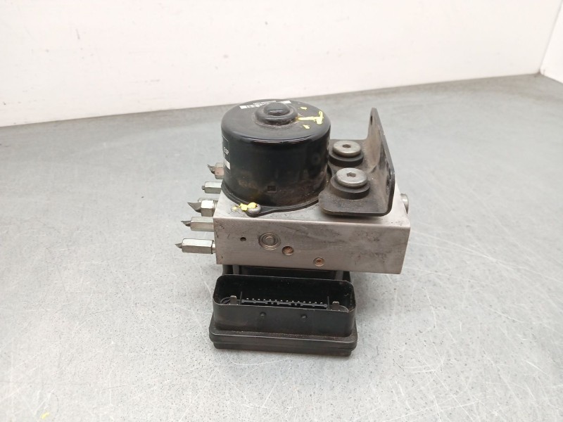 Recambio de abs para ssangyong rodius i 2.7 xdi referencia OEM IAM 4894021300 06210201404 