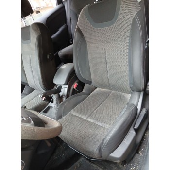 ASIENTO DELANTERO IZQUIERDO 