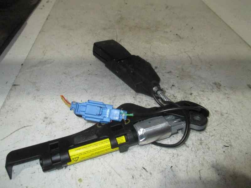 Recambio de pretensor airbag derecho para citroën c3 1.4 sx plus referencia OEM IAM   9639873877