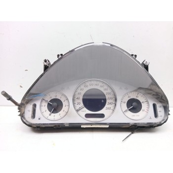 CUADRO INSTRUMENTOS A2115403547 