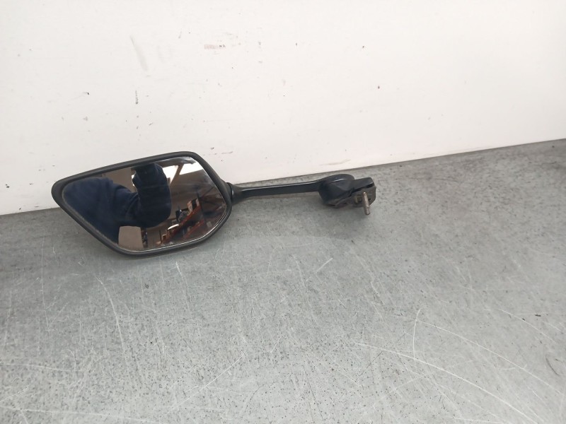 Recambio de retrovisor izquierdo para yamaha r7 referencia OEM IAM BEB236290  BEB236290