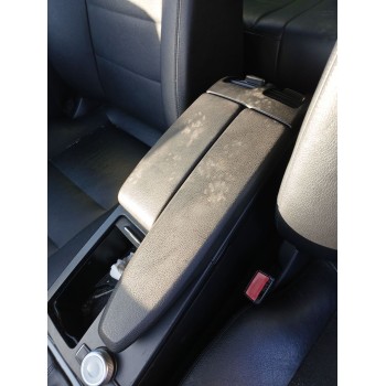 Recambio de apoyabrazos central para mercedes-benz clase c (w204) c 220 cdi (204.008) referencia OEM IAM A2046800150  