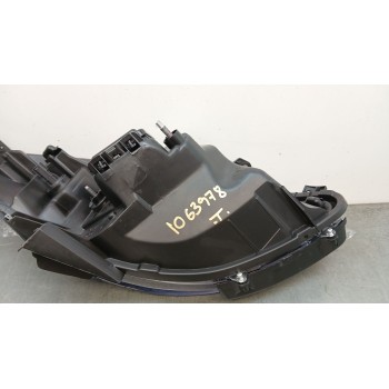 Recambio de faro izquierdo para renault twingo 1.2 16v referencia OEM IAM 7701064000 11805303 