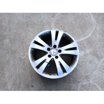 LLANTA A2044010402 x1 17 PULGADAS