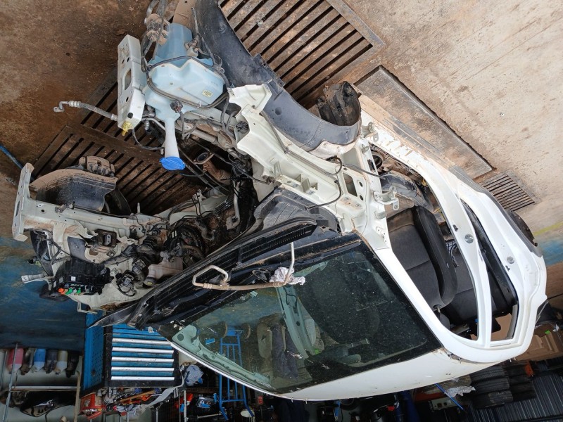 Recambio de carroceria para kia stonic (yb) 1.2 cvvt referencia OEM IAM   