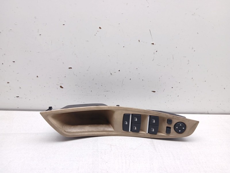 Recambio de mando elevalunas delantero izquierdo para bmw 5 (f10) 520 d referencia OEM IAM 924195501  