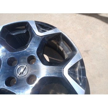 Recambio de llanta para opel mokka 1.2 (76) referencia OEM IAM 9835097680  18 PULGADAS