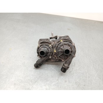 Recambio de motor electrico de agua para citroën c5 aircross feel referencia OEM IAM 9818813480  