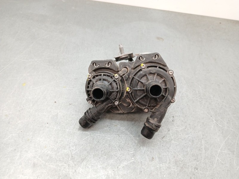 Recambio de motor electrico de agua para citroën c5 aircross feel referencia OEM IAM 9818813480  