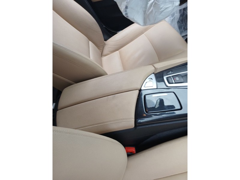 Recambio de apoyabrazos central para bmw 5 (f10) 520 d referencia OEM IAM 920294502  