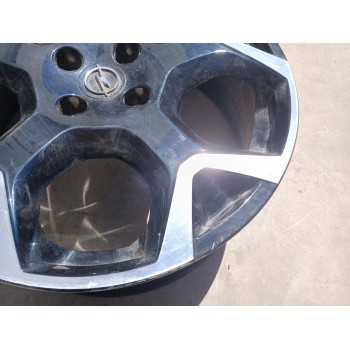 Recambio de llanta para opel mokka 1.2 (76) referencia OEM IAM 9835097680  18 PULGADAS