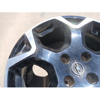 Recambio de llanta para opel mokka 1.2 (76) referencia OEM IAM 9835097680  18 PULGADAS