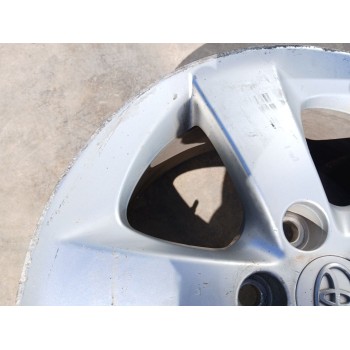 Recambio de llanta para toyota auris (_e15_) 1.8 hybrid (zwe150_) referencia OEM IAM 4261102E00  