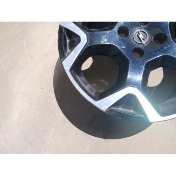 Recambio de llanta para opel mokka 1.2 (76) referencia OEM IAM 9835097680  18 PULGADAS