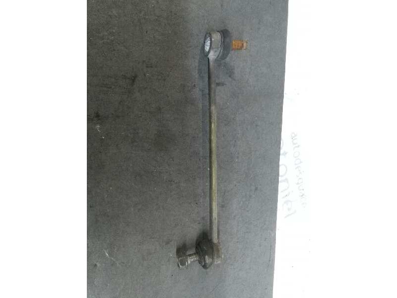 Recambio de bieleta estabilizadora delantera derecha para nissan micra (k12e) acenta referencia OEM IAM   