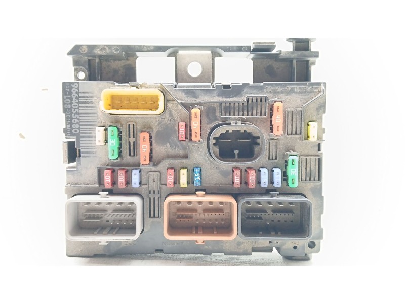 Recambio de centralita bsm para citroën c4 picasso sx referencia OEM IAM 9664055680 DELPHI 