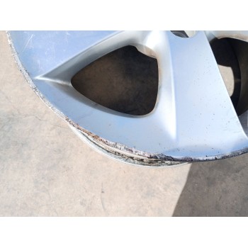 Recambio de llanta para toyota auris (_e15_) 1.8 hybrid (zwe150_) referencia OEM IAM 4261102E00  