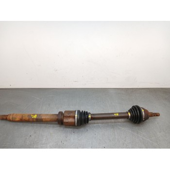 TRANSMISION DELANTERA DERECHA AV613B46CB 