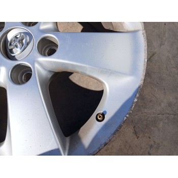 Recambio de llanta para toyota auris (_e15_) 1.8 hybrid (zwe150_) referencia OEM IAM 4261102E00  