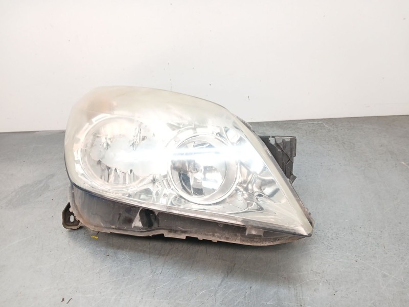 Recambio de faro derecho para opel astra h (a04) 1.4 (l48) referencia OEM IAM 93190070  