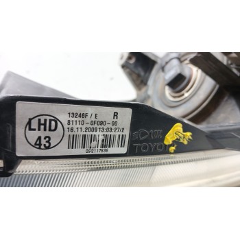 Recambio de faro derecho para toyota verso (_r2_) 2.0 d-4d (aur20_) referencia OEM IAM 811100f090  