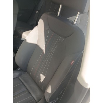ASIENTO DELANTERO IZQUIERDO 