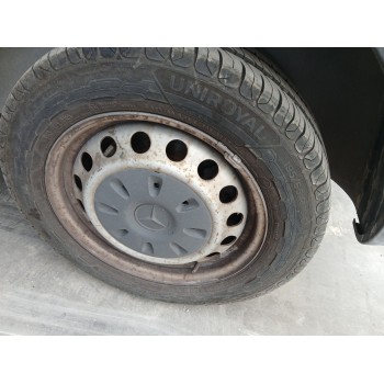 LLANTA TRASERA IZQUIERDA 