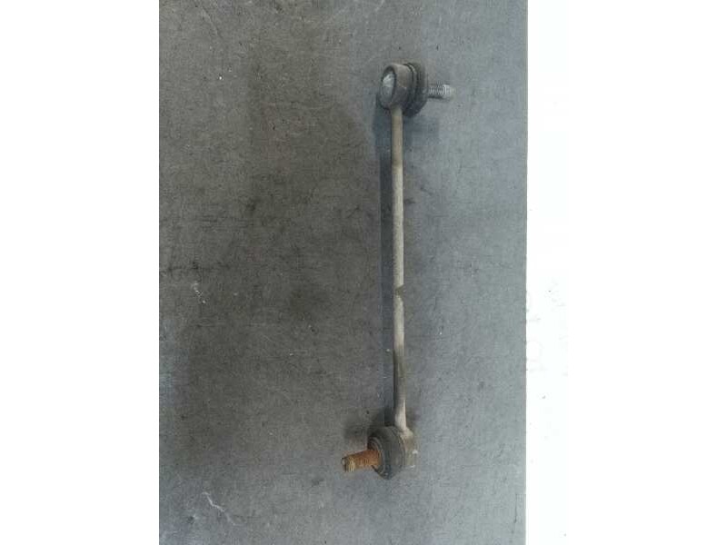 Recambio de bieleta estabilizadora delantera izquierda para nissan micra (k12e) acenta referencia OEM IAM   