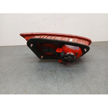 Recambio de piloto trasero izquierdo interior para seat leon (1p1) 1.6 tdi referencia OEM IAM 89320301  