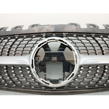Recambio de rejilla paragolpes central para mercedes-benz clase a (w177) a 180 d (177.010) referencia OEM IAM A1778880200  