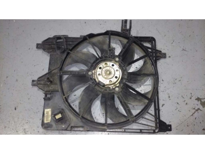 Recambio de electroventilador para renault clio ii fase ii (b/cb0) campus referencia OEM IAM 8200685725  