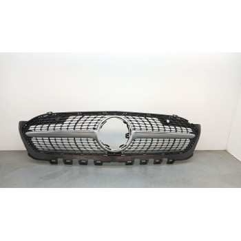 REJILLA PARAGOLPES DELANTERO a1778880200 