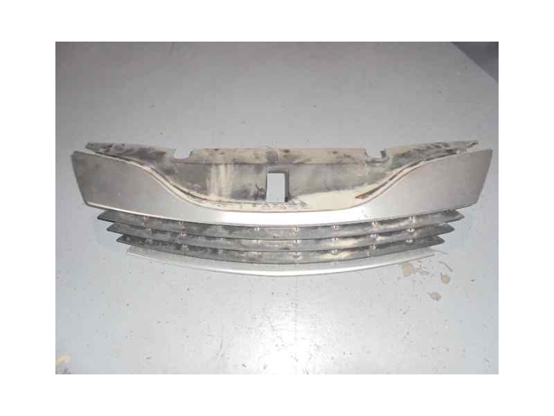 Recambio de rejilla delantera para renault laguna ii (bg0) authentique referencia OEM IAM   