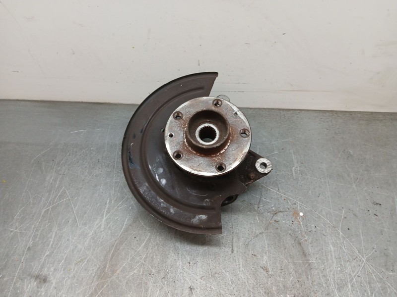 Recambio de mangueta delantera derecha para dacia duster (hm_) 1.2 tce 125 (hmma) referencia OEM IAM 8200881829  