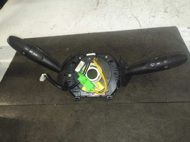 Recambio de mando multifuncion para fiat punto berlina (188) 1.2 8v dynamic referencia OEM IAM 1220823151138  